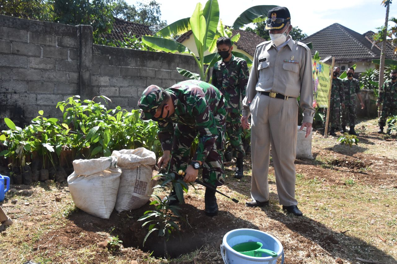 Peringati HUT Ke-XVIII PPAD, Danrem 073/Makutarama Tanam Pohon Secara Simbolis